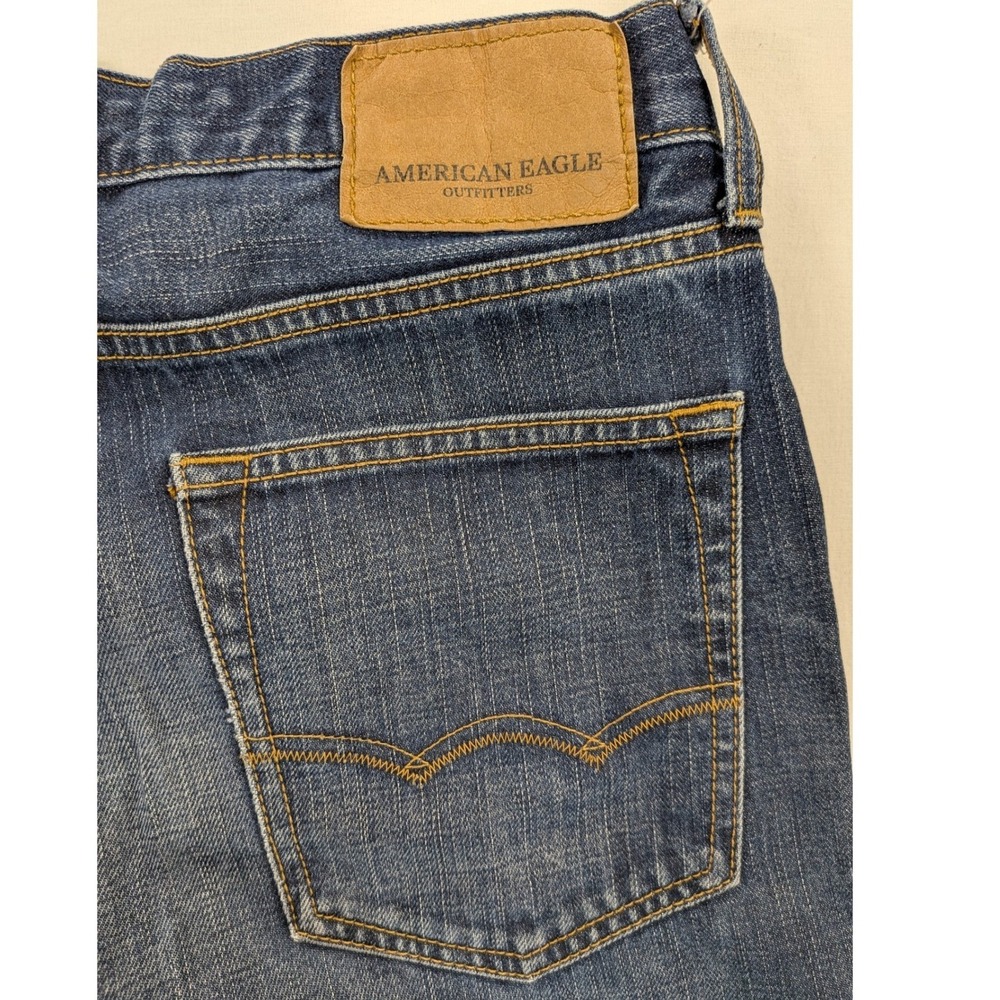 American Eagle Jeans Mens 30 x 34 Original Straight Medium Wash Blue 100% Cotton - Picture 5 of 12